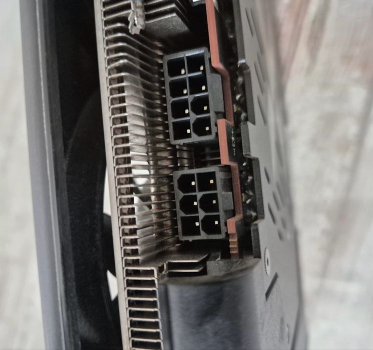 Radeon XFX Rx 5700 xt stan doskonały