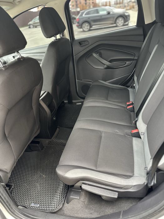 Ford Escape 2,5 газ/бенз Автомат