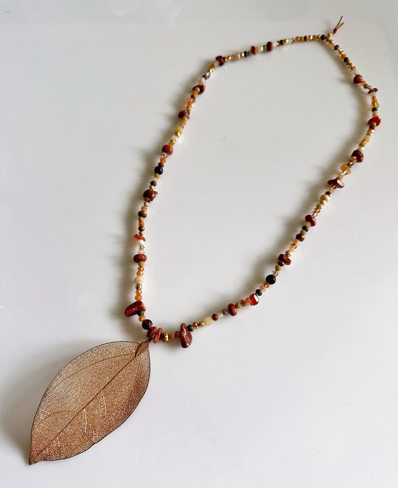 Naszyjnik Handmade ażurowy liść Piasek pustyni Agat Hematyt
