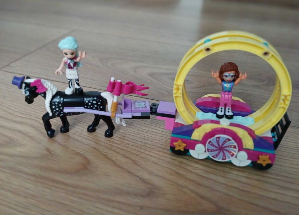 Lego Friends 41686 Magiczna akrobatyka