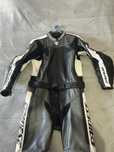 Fato Dainese tamanho 52