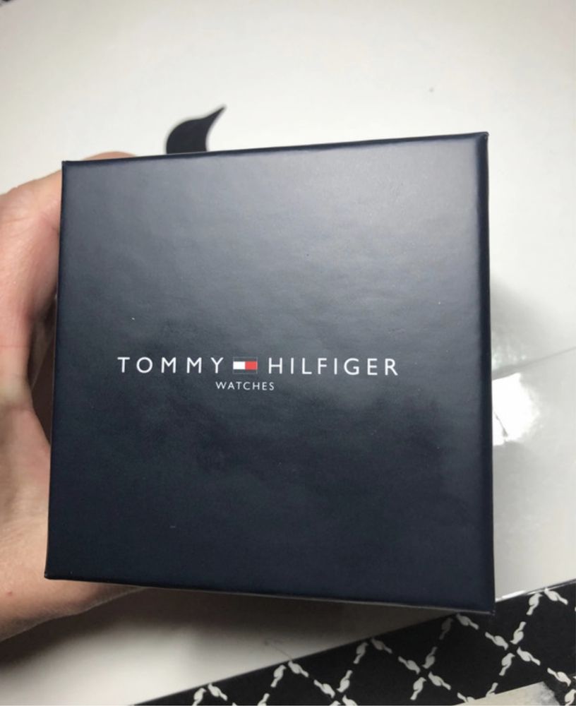 Zegarek złoty Tommy Hilfiger