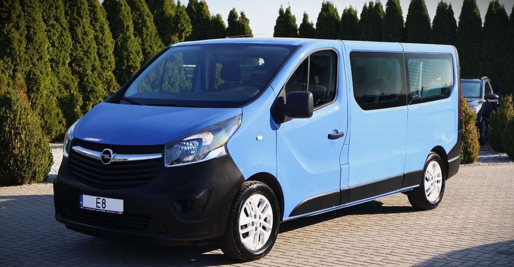 Opel Vivaro (nr 145) 2.0 140KM 9 osób Tempomat Hak Bluetooth!!!