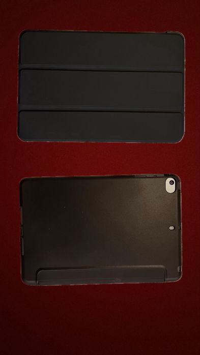 Продаю Apple ipad mini5 na 256g