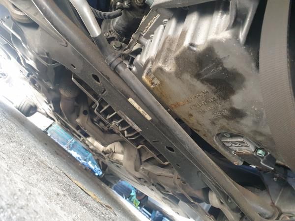 Charriot frente AUDI A4 (8EC, B7)