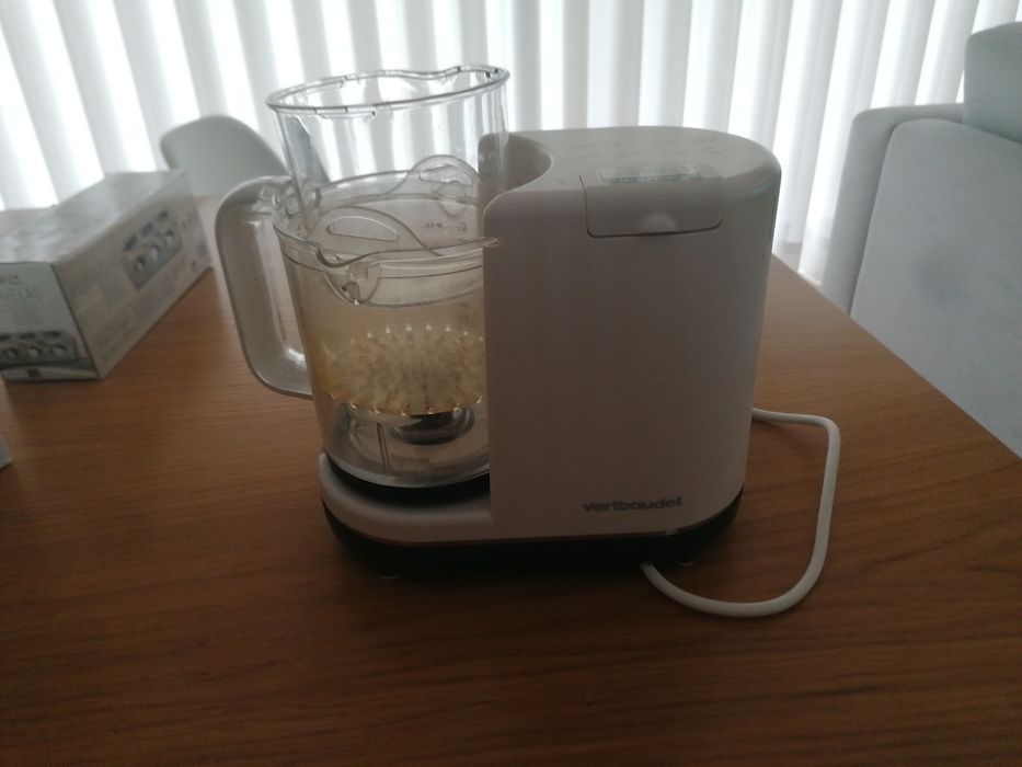 Robot de cozinha para fazer sopa