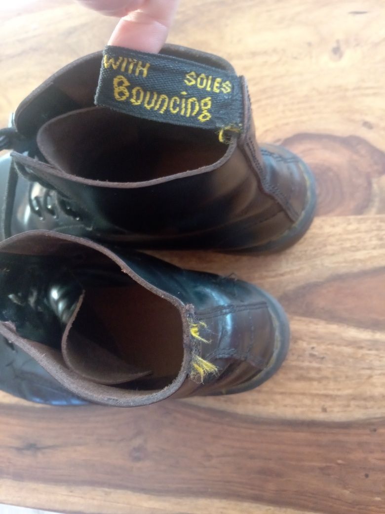 Klasyczne glany Dr. Martens rozmiar 40