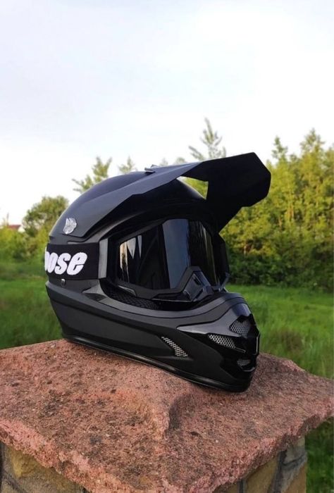 Мотошолом кросовий DOT • Новий • MX / Ендуро • Окуляри в комплекті