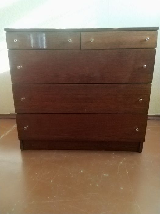 Комод в хорошем состоянии