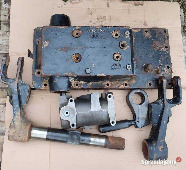 Cylinder ,plecak ,obudowa ramiona Case 7210, 7220, 7230, 7240, 7250