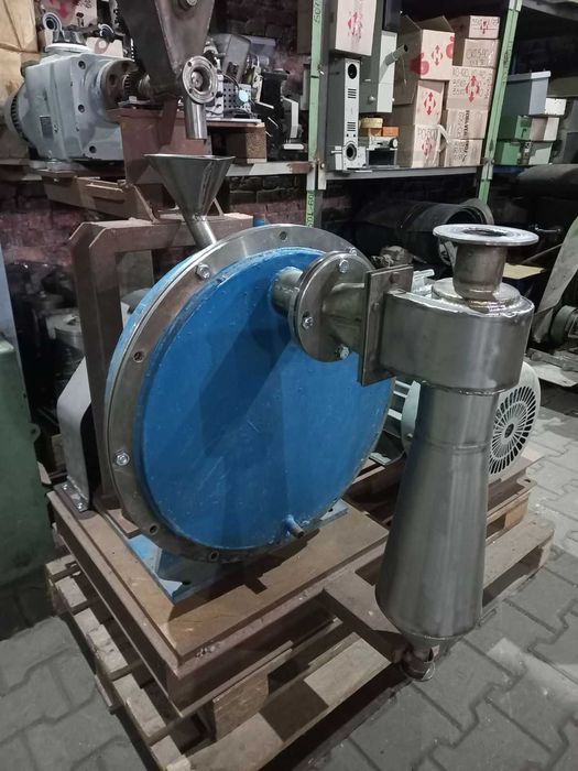 Мельница тонкого помола для фторопласта, древесной муки, минпорошка