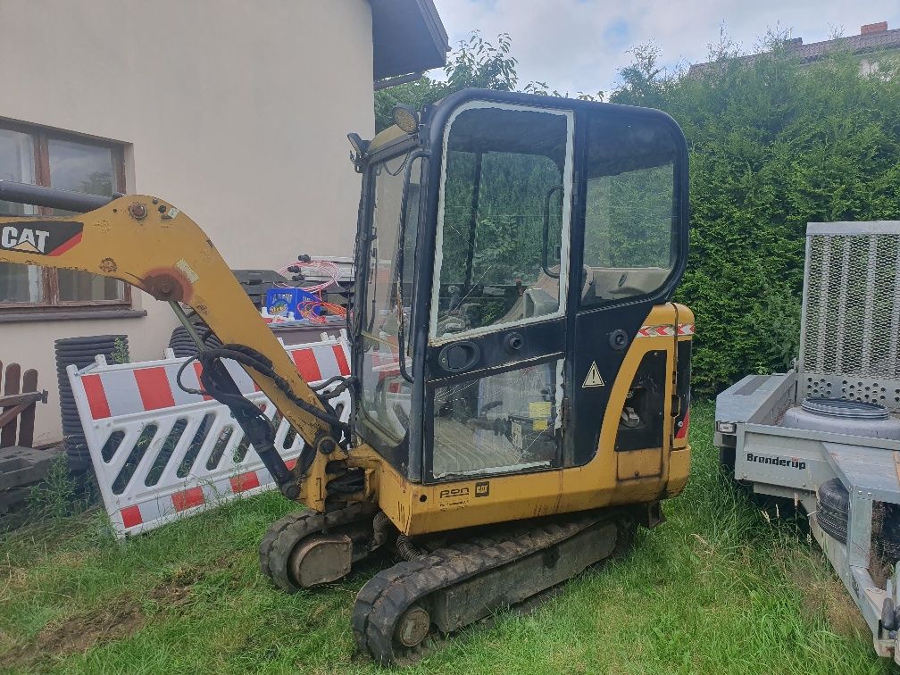 Minikoparka cat 301.8c
