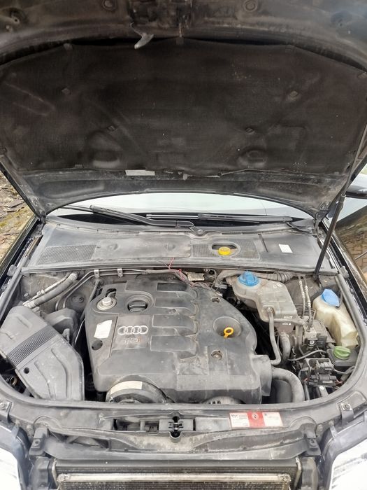 Audi A4 AVANT 1.9TDI 130KM