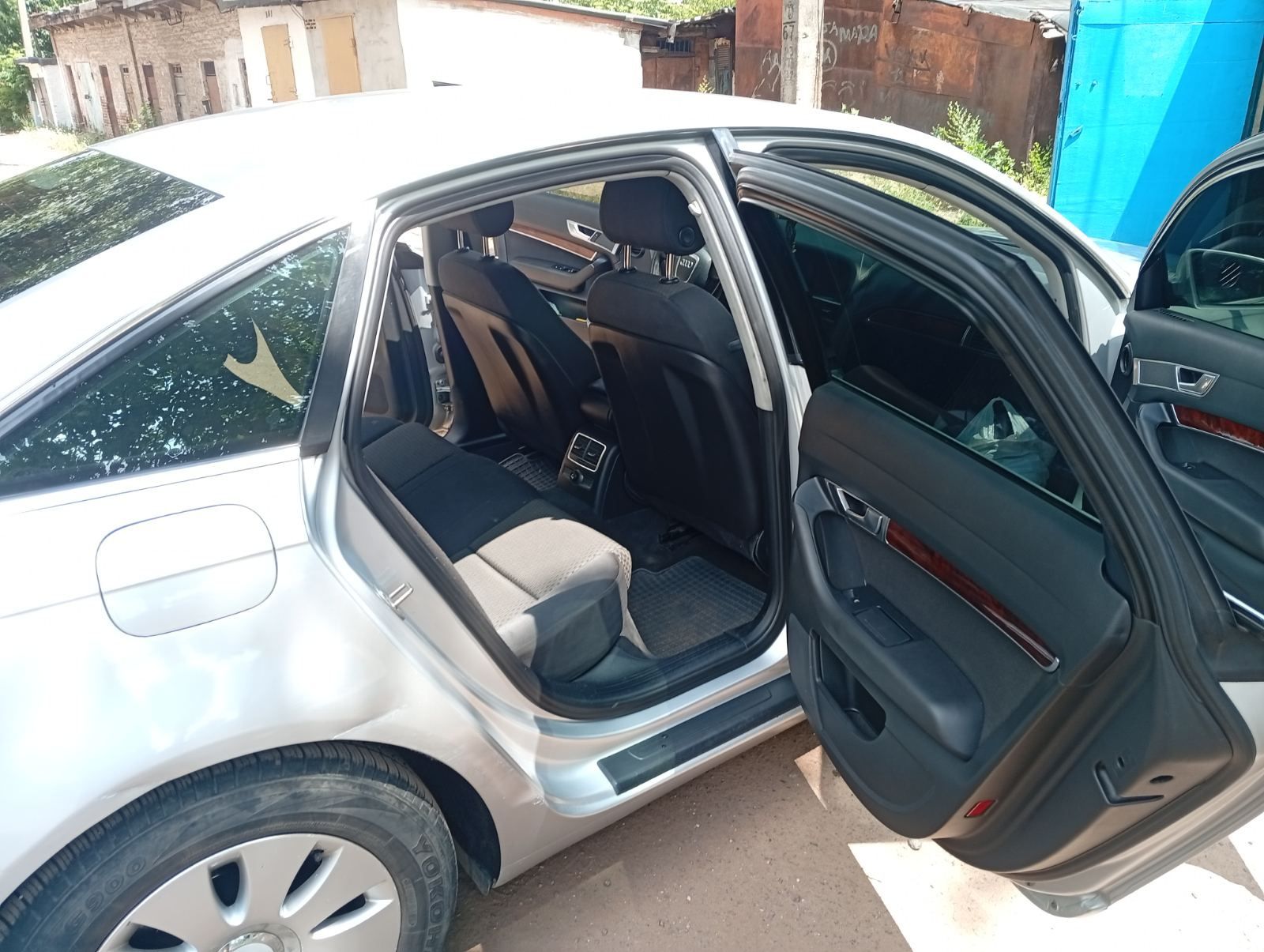 Продам Audi A6 C6 б/у