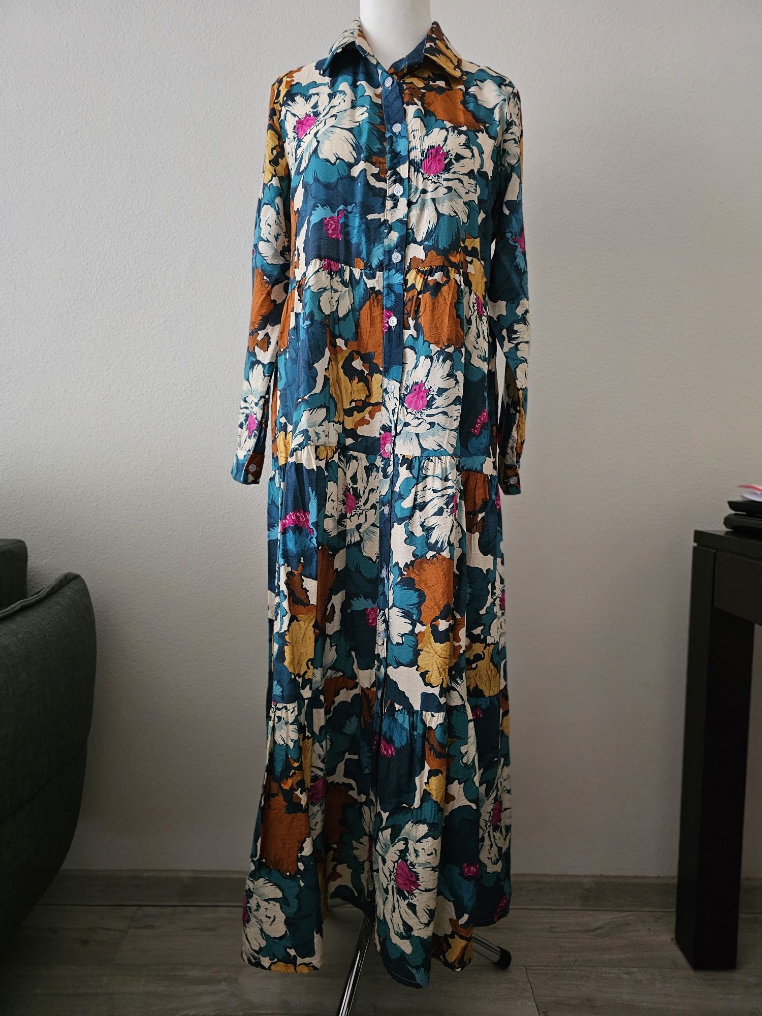 Włoska kolorowa sukienka