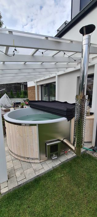 Luksusowa balia 225 cm z masażem i LED – relaks na wyciągnięcie ręki!