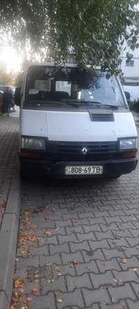 Автомобіль Renault Trafik