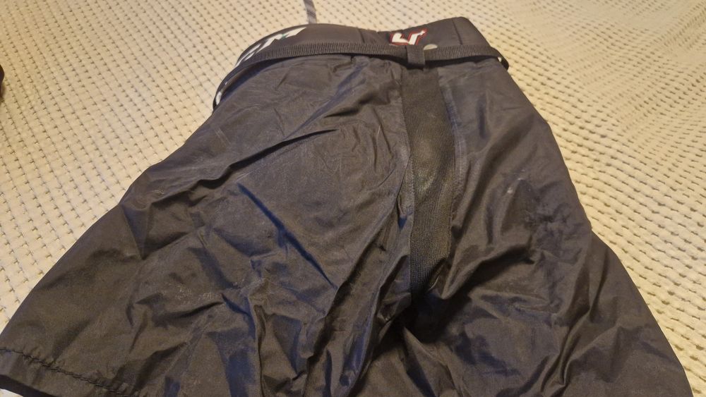 Szorty hokejowe CCM YT-L