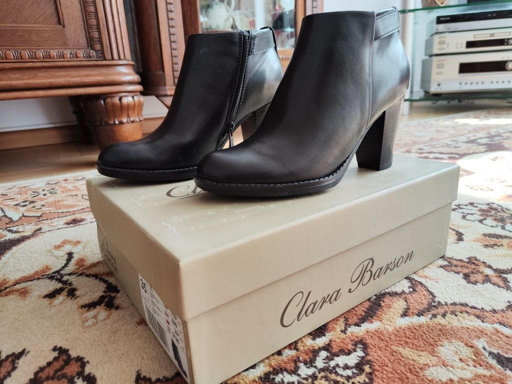 Clara Barson botki na słupku r.35