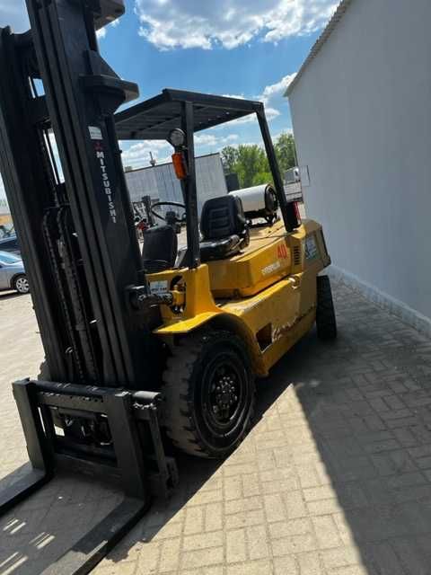 Wózek widłowy CATERPILLAR GP40