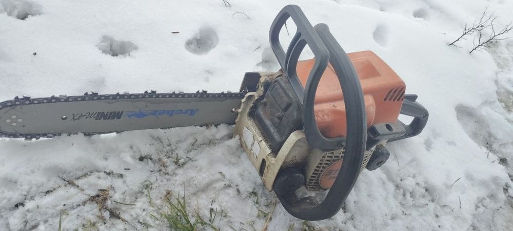 Продам бензопилу штиль ms 180