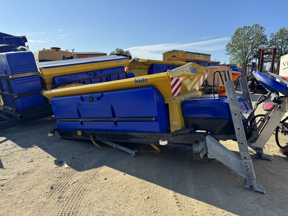 Solarko Piaskarka Schmidt Stratos sand streu Nido Taśma salt spreader