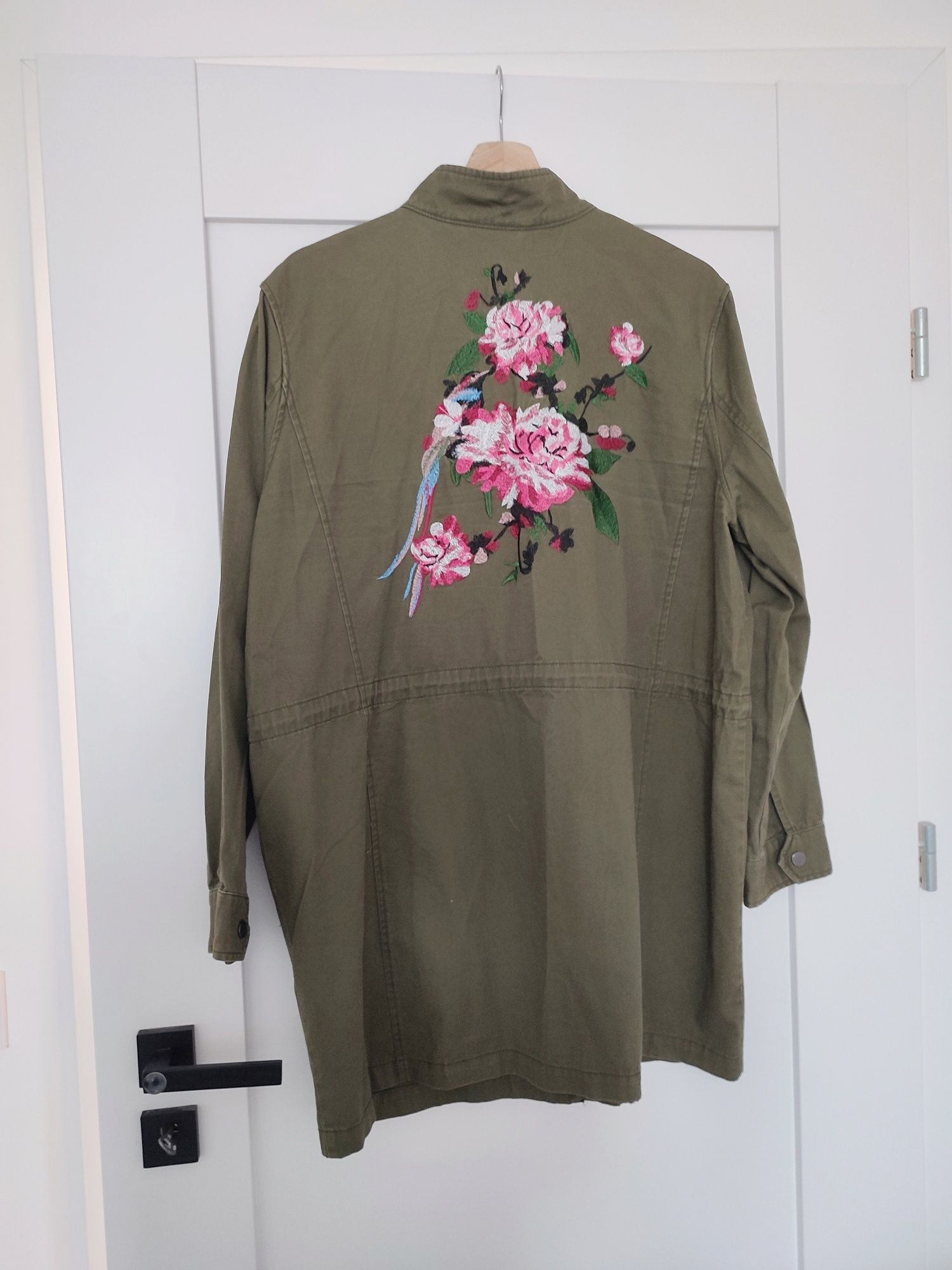 Lekka parka khaki 40