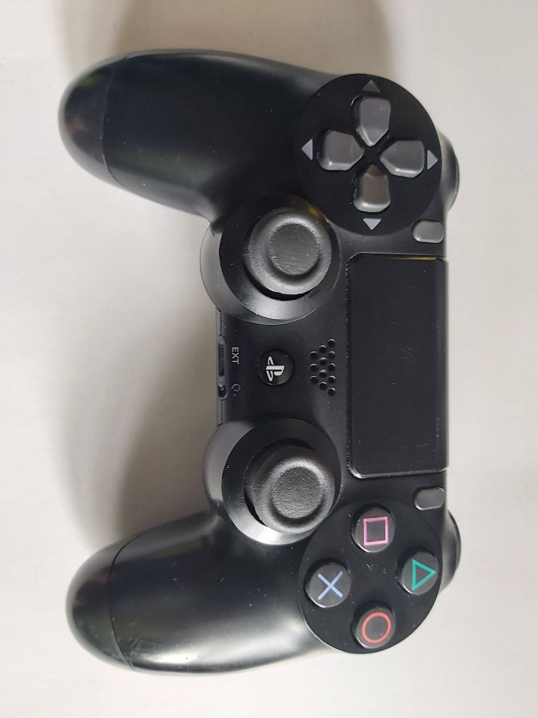 Orginalny pad Dualshock4