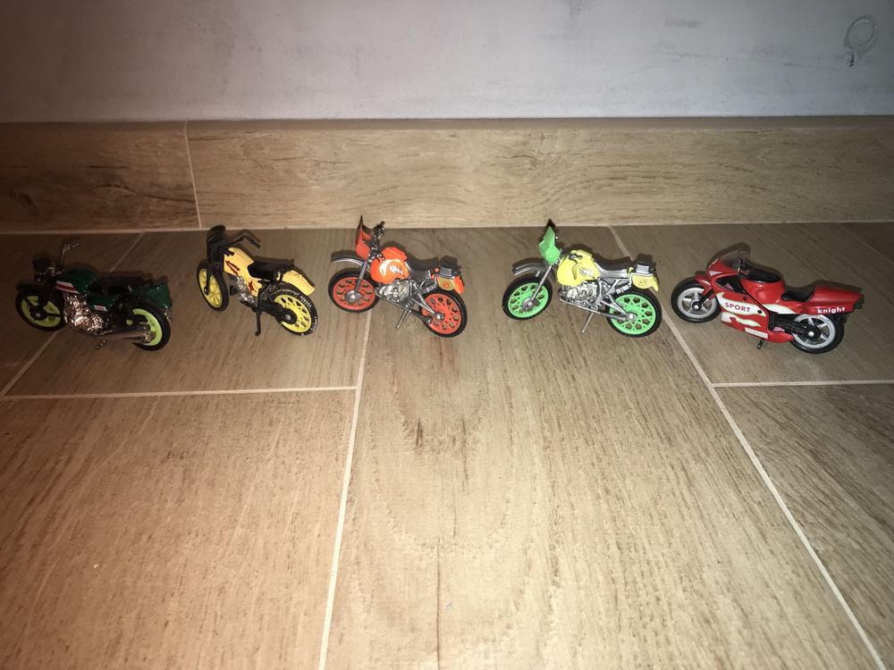 Kolekcja modeli motocylki