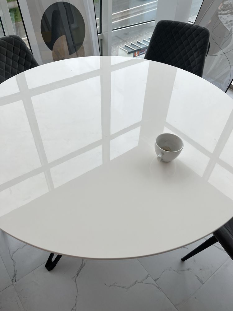 Nowoczesny stoł srednica 120 cm