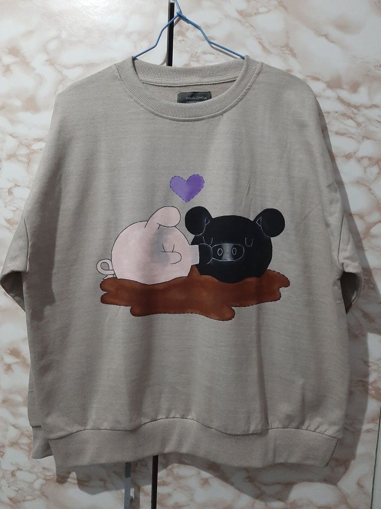 Sweatshirt com pintura