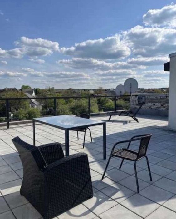 Оренда будинку з генератором Козин