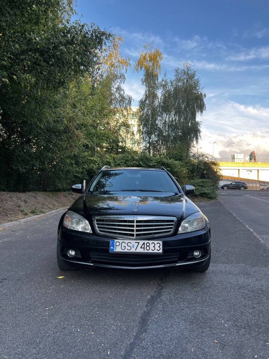 Wynajem aut klasy premium. Mercedes-benz kombi 2.0 diesel