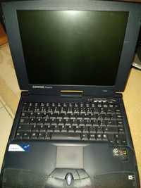 Computador Compaq.