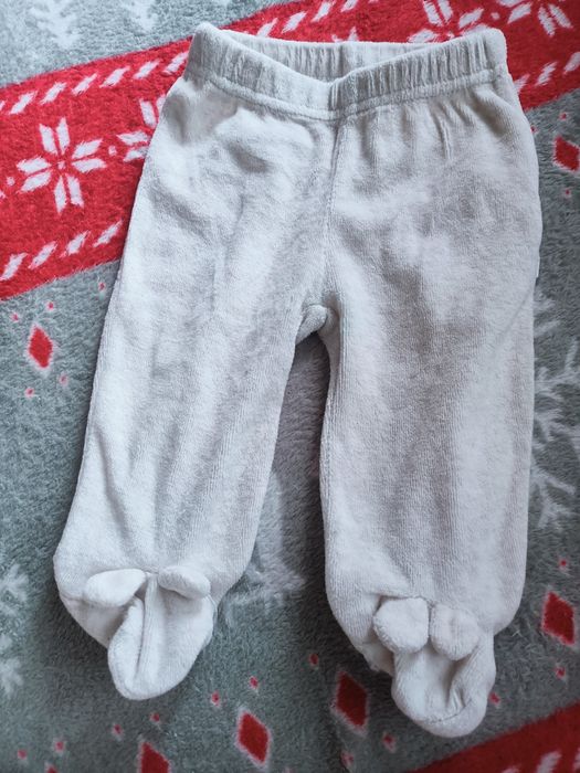 Spodenki z polarku rozmiar 56 plus czapeczka niemowlęca