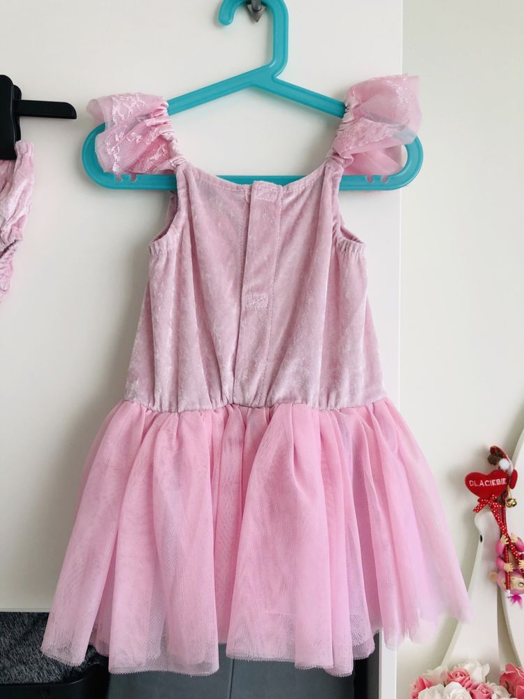 Sukienka tiulowa aksamitna 110 przebranie balowa 3-6 różowa 98 104