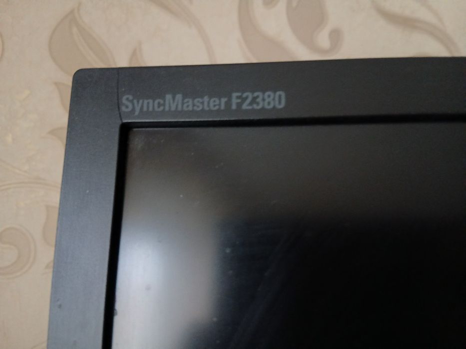 Монитор Самсунг F2380. 23"LCD. Рабочий.