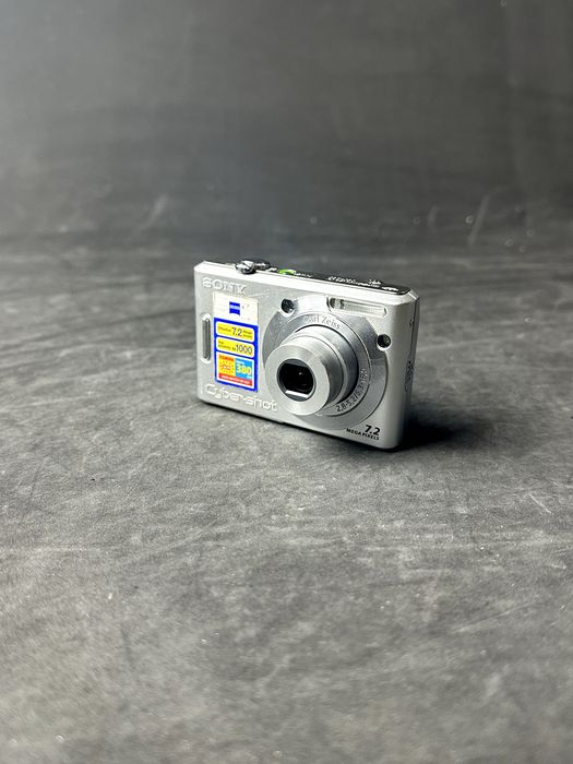 Sony Cyber-shot DSC-W35– цифровий фотоапарат, робочий стан