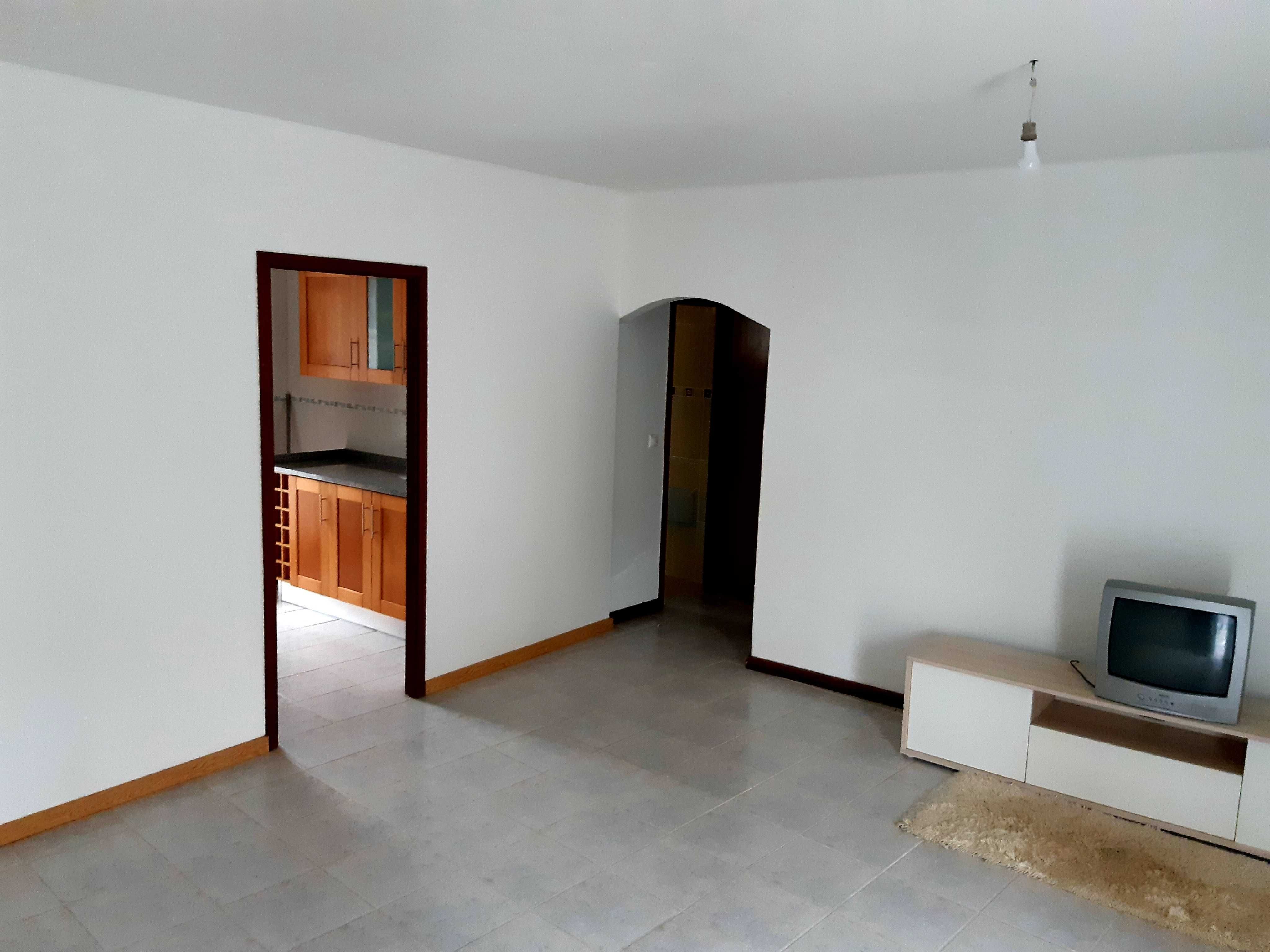 Moradia T2 para arrendar em Alfarelos, Soure