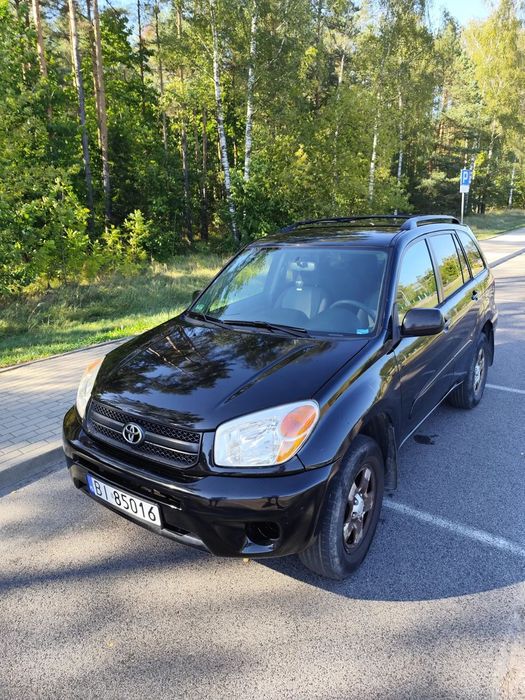 Toyota RAV4 Toyota RAV4, rocznik 2004, silnik 2,5 automat 4x4