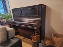 Sprzedam stare pianino
