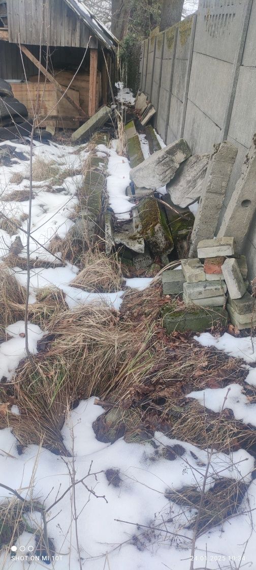 Kamień polny naturalny różnej wielkości, głazy