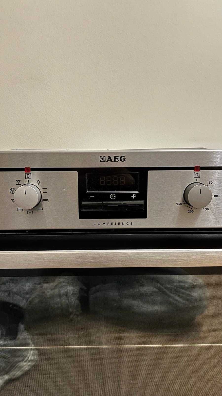 Forno e Placa AEG 60 Cm