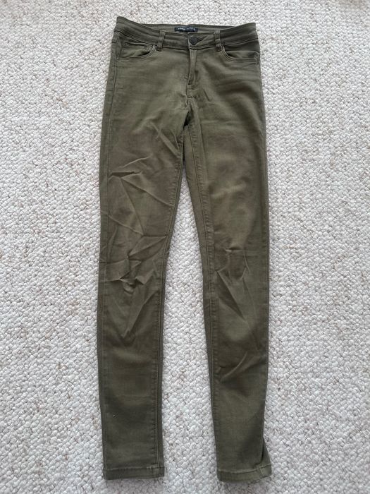 Spodnie Cropp rozmiar 32