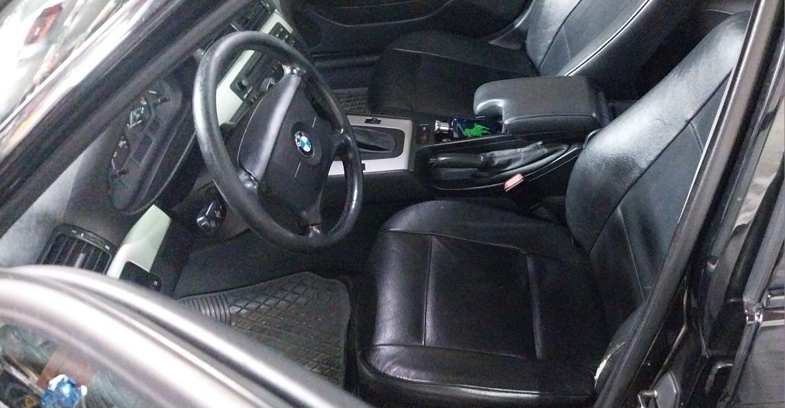 BMW E46 325i 192KM 2002