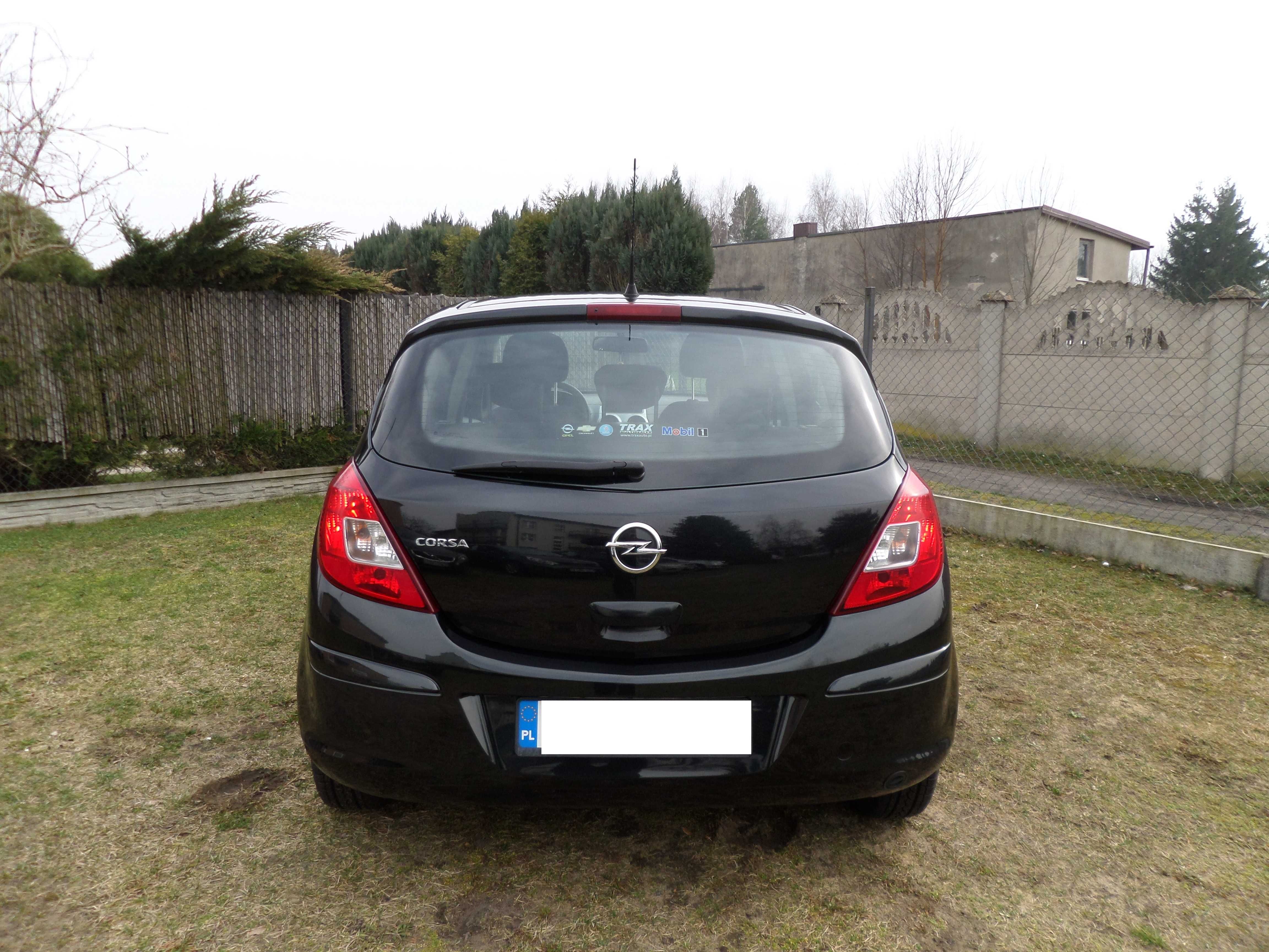 Opel Corsa -- 1.2 16v benzyna + Gaz -- 2012 rok --