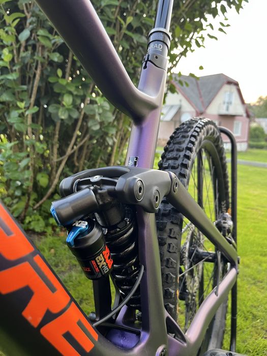 Lapierre Spicy CF 7.9. —L— Fox38,dhx2,xt,kashima enduro mtb dh