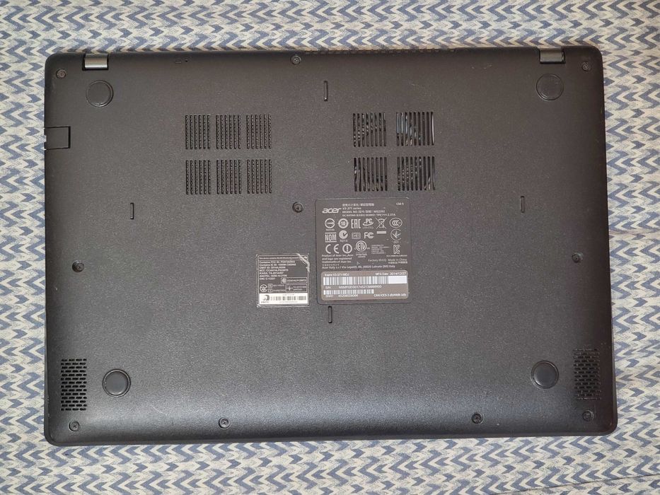 Acer V3-371 Під відновлення або на запчастини