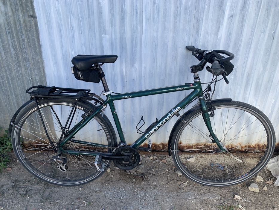 Bicicleta vintage com toque moderno - passeio e viagens