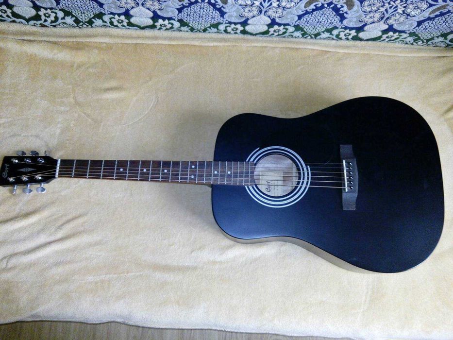 Гитара аккустическая Cort